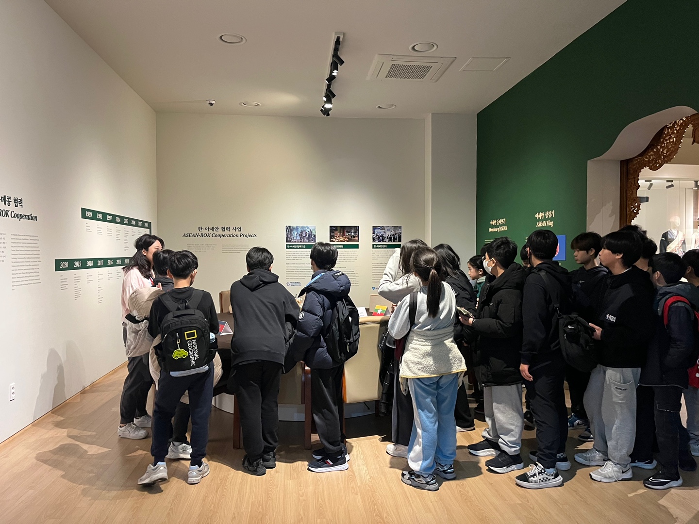  센텀초등학교 학생들 KF아세안문화원 방문1