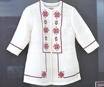 필리핀 전통의상 <font color='red'>바롱</font> 타갈로그(Barong Tagalog)