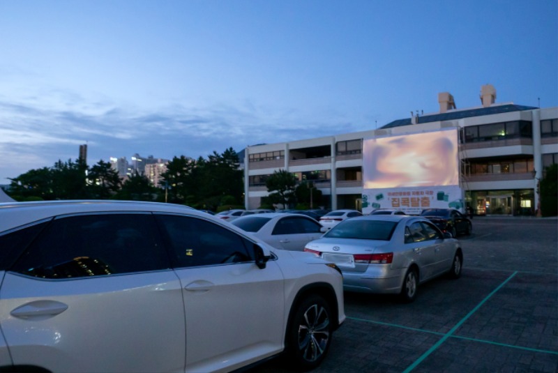 6. 측면 전경 클로즈업.jpg